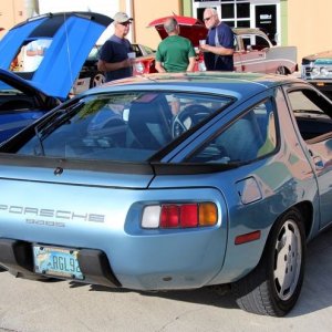 Autogeeks Cars and Coffee with Mike Phillips