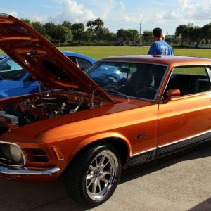 Autogeeks Cars and Coffee with Mike Phillips