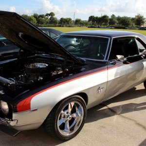 Autogeeks Cars and Coffee with Mike Phillips