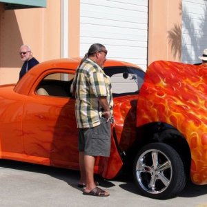 Autogeeks Cars and Coffee with Mike Phillips