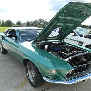 Autogeeks Cars and Coffee with Mike Phillips