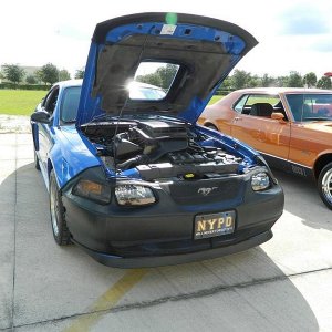 Autogeeks Cars and Coffee with Mike Phillips