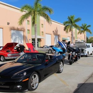 Autogeeks Cars and Coffee with Mike Phillips