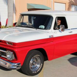 Autogeeks Cars and Coffee with Mike Phillips