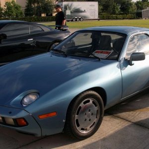 Autogeeks Cars and Coffee with Mike Phillips
