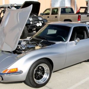 Autogeeks Cars and Coffee with Mike Phillips