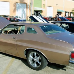 Autogeeks Cars and Coffee with Mike Phillips