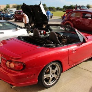 Autogeeks Cars and Coffee with Mike Phillips