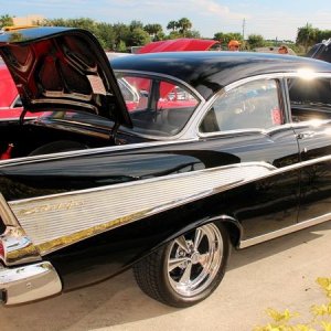 Autogeeks Cars and Coffee with Mike Phillips