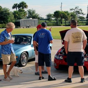 Autogeeks Cars and Coffee with Mike Phillips