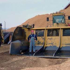 Scoop Operator Mike Phillips