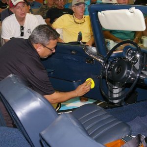 Autogeeks Cars and Coffee with Mike Phillips