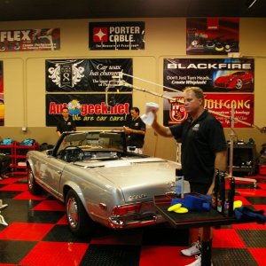 Autogeeks Cars and Coffee with Mike Phillips