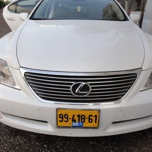Lexus LS 460 Headlights Restoration + Detailing White Pearl