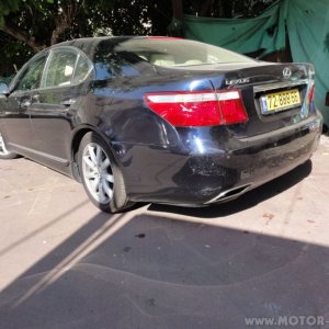 Lexus LS 460 Dark Blue by Sharkpolitur