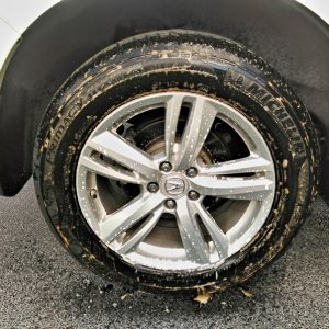07_during-tire-_cleaning1