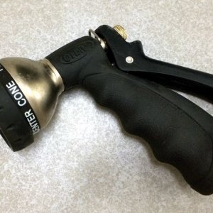 Engine Detailing garden hose sprayer