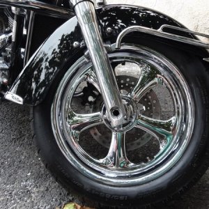 Honda Shadow Custom by Sharkpolitur