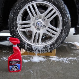 Wheel_cleaning