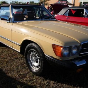 Autogeeks Cars and Coffee with Mike Phillips