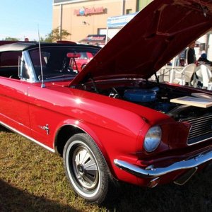 Autogeeks Cars and Coffee with Mike Phillips