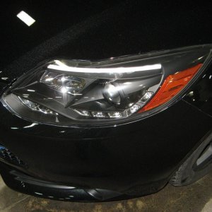 Pealing headlights left