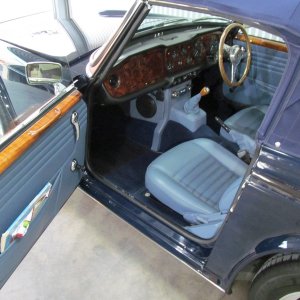 TR6_Interior_0022