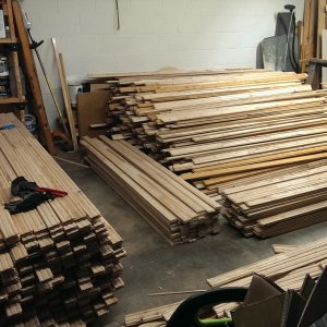 Denailing/sorting and stacking