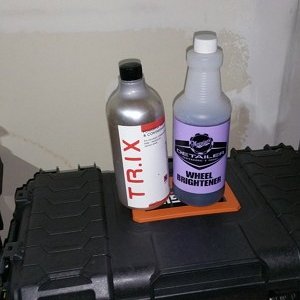TRIX_D140_bottles