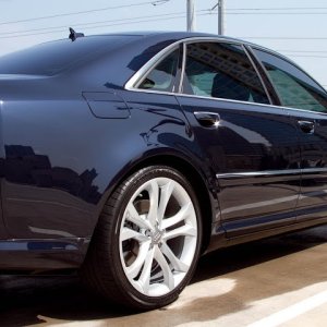 Audi_S8