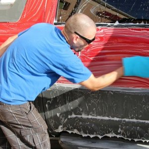 002 Red Chevy Avalanche Detail Class at Autogeek with Mike Phillips