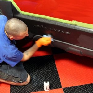 002 Red Chevy Avalanche Detail Class at Autogeek with Mike Phillips