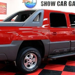 002 Red Chevy Avalanche Detail Class at Autogeek with Mike Phillips