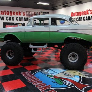 Monster 4x4 1957 Chevy Bel Air