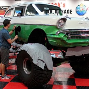 Monster 4x4 1957 Chevy Bel Air
