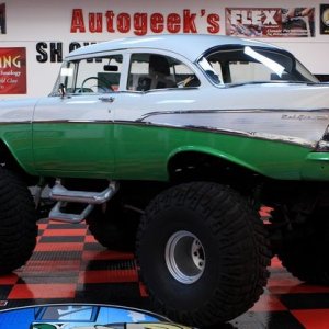 Monster 4x4 1957 Chevy Bel Air