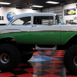 Monster 4x4 1957 Chevy Bel Air