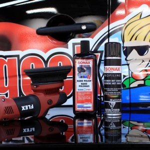 FLEX XFE7 Orbital Polisher SONAX Nano Polish PNS Polymer Net Shield