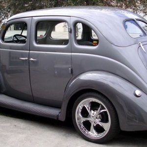1937 Ford Streetrod