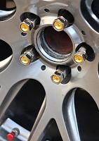 [Wheel Cleaning Tip] Swiffer 360 For Light Dustings Between Routine Cleanings-imageedit_4_4587582899-jpg