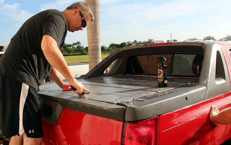 002 Red Chevy Avalanche Detail Class at Autogeek with Mike Phillips