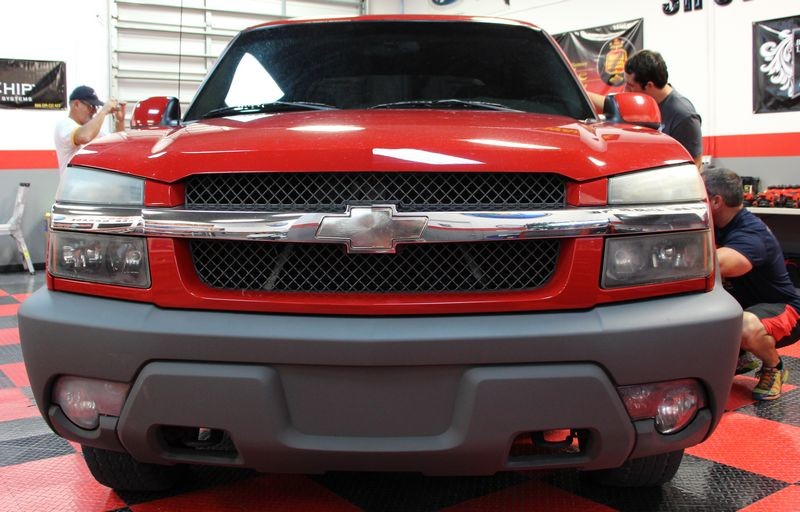 002 Red Chevy Avalanche Detail Class at Autogeek with Mike Phillips