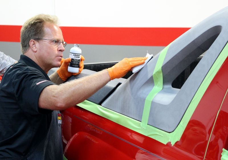 002 Red Chevy Avalanche Detail Class at Autogeek with Mike Phillips