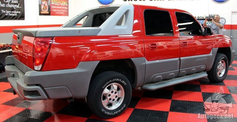 002 Red Chevy Avalanche Detail Class at Autogeek with Mike Phillips
