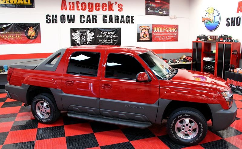 002 Red Chevy Avalanche Detail Class at Autogeek with Mike Phillips