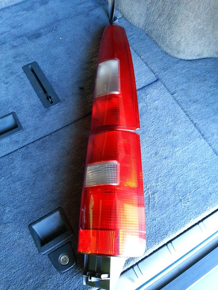 04_New Tail Light Assembly