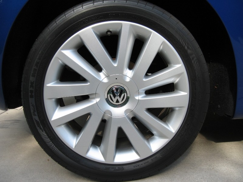 08 VW Convertable