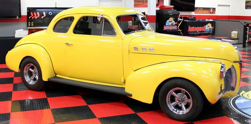 1940 Pontiac 5-Window Coupe Streetrod detailed by Mike Phillips