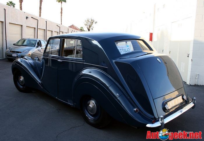 1948 Bentley - Single Stage Lacquer Paint