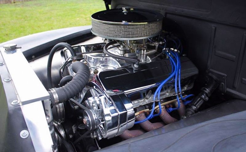 1949 Chevy Suburban Streetrod Wetsanding Class